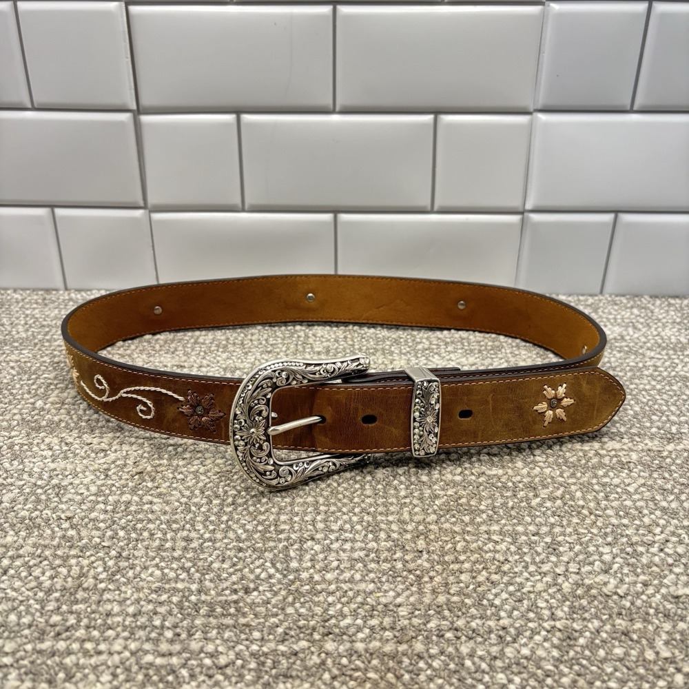 Nocona Belt Women's Sz M Western Fancy Embroidered Silver Buckle 32-36" Nice